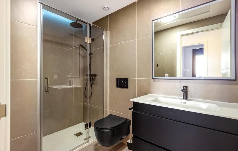2 Bedroom Lovely Apartment In Santa Pola - image 11