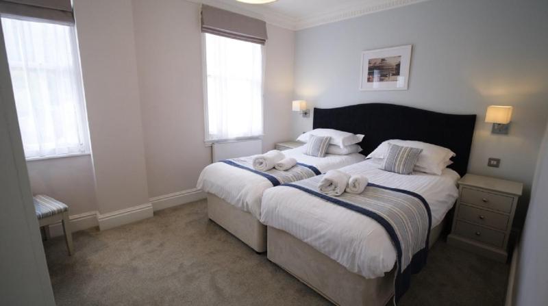 Two-Bedroom Apartment image 3
