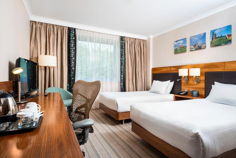 Family Connecting Rooms image 3