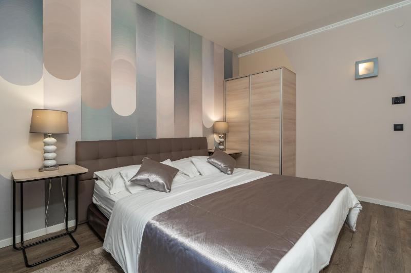 Double/Twin Room with Balcony image 1