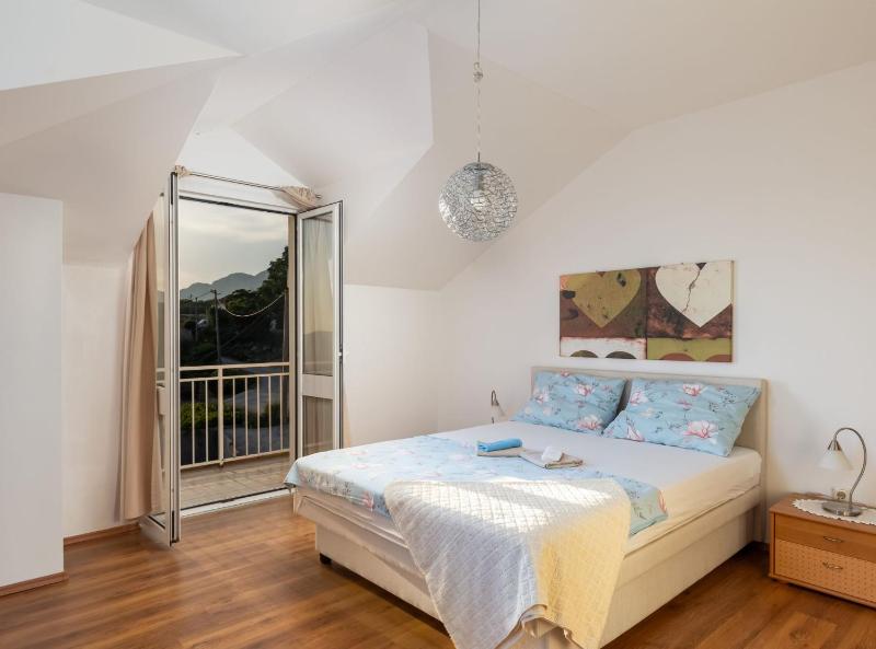 Villa Source with Private Pool - image 19