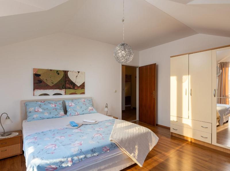 Villa Source with Private Pool - image 33