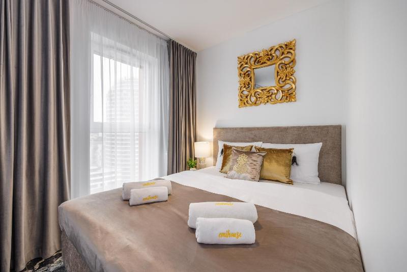 Emihouse Riverside Apartments - image 11