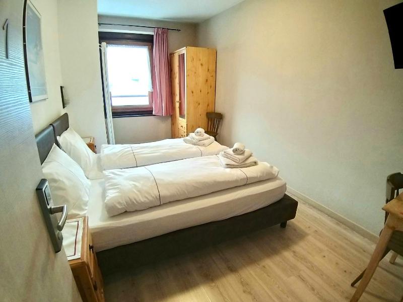 Economy Double Room image 4