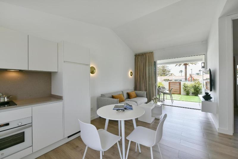 Bungalow Santa Barbara EMB5 by VillaGranCanaria - image 14