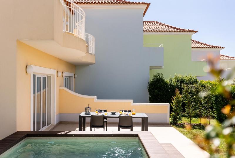 Three-Bedroom Villa with Private Pool image 2