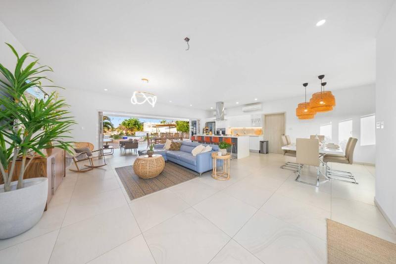 Villa Amara Lux Stay Near Arashi Beach by LUCHA - image 7