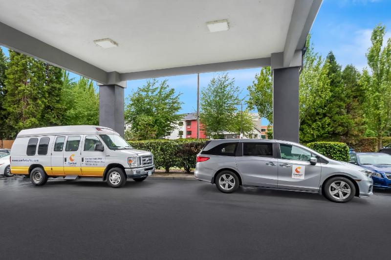 Comfort Suites Portland Airport - image 6