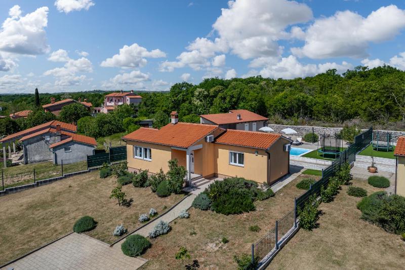 Aurea Villa with Private Pool - Labin - Happy Rentals - image 7
