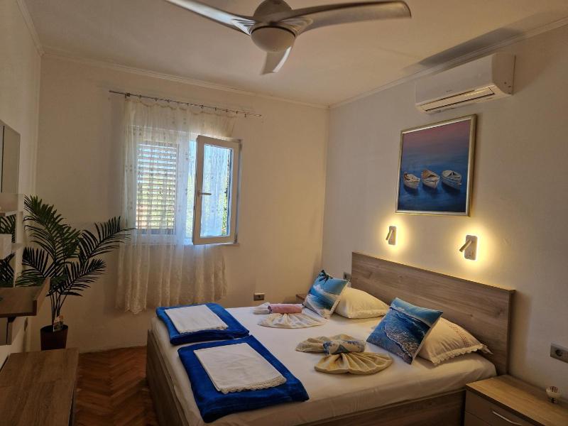 Two-Bedroom Apartment with Terrace image 1