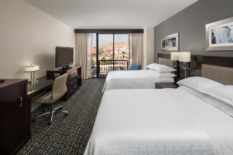 Superior Double Room image 1