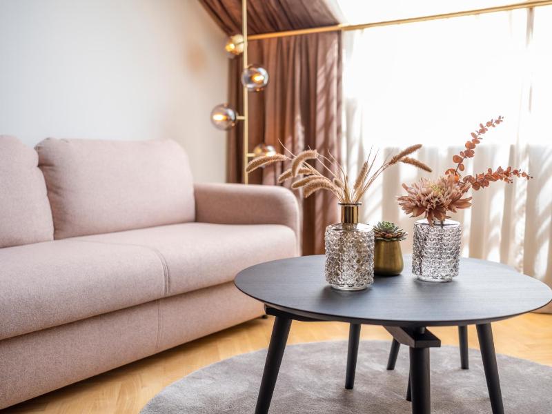 King Suite image 3