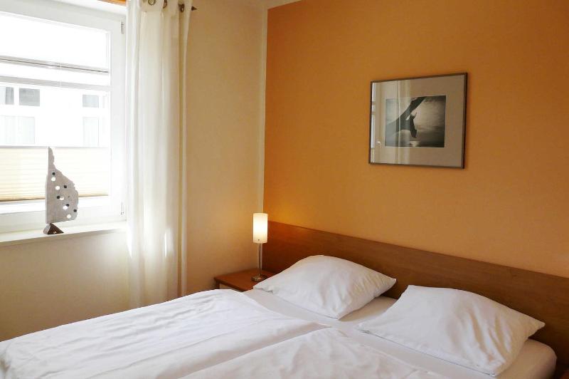 Two Room Apartment - Hühnergott image 3