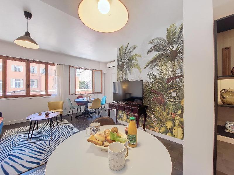 Nestor&Jeeves - ESCAPADE - Central - Near Beach - image 6