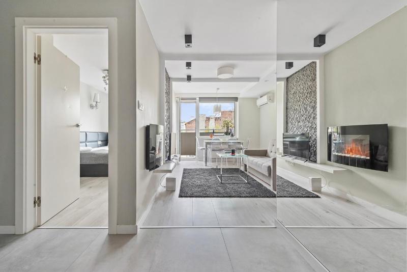 RentPlanet - Apartament Mokotowska - image 2