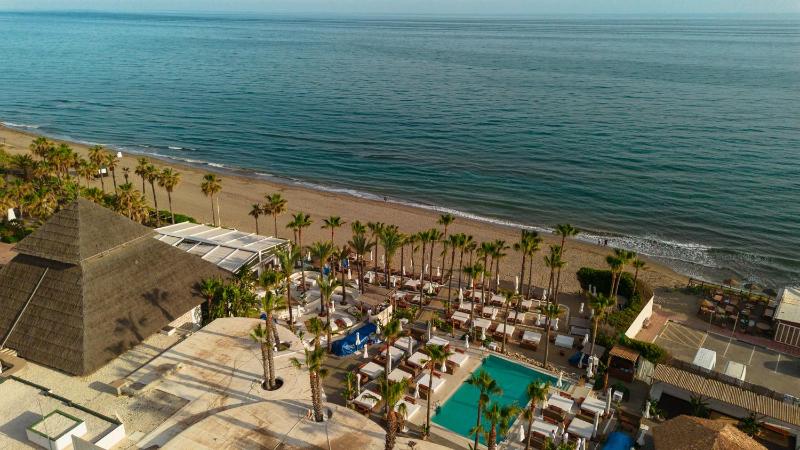 Cozy apartment with terrace and access to the beach in Elviria Marbella East - image 2