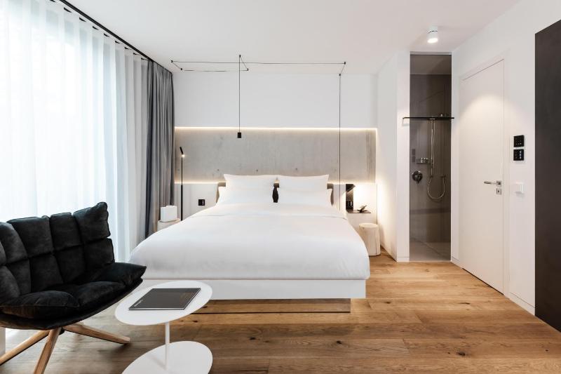 KPM Hotel & Residences Berlin a Member of Design Hotels - image 12