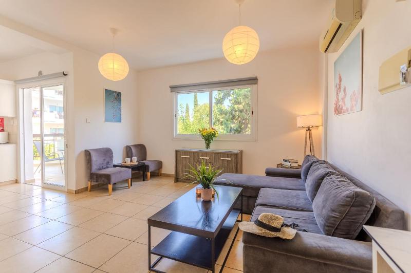 Standard One-Bedroom Apartment image 3