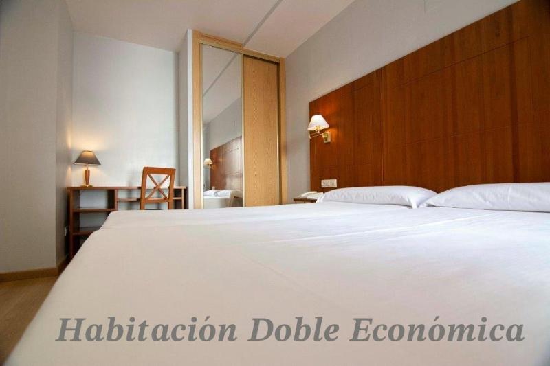 Special Offer - Double or Twin Room image 1