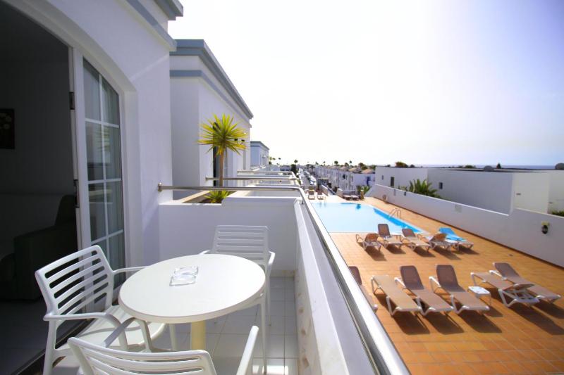 1-Bedroom Apartment with balcony or terrace image 2