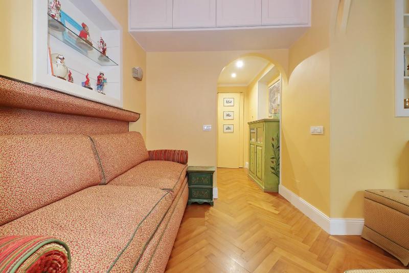 Apartment image 4