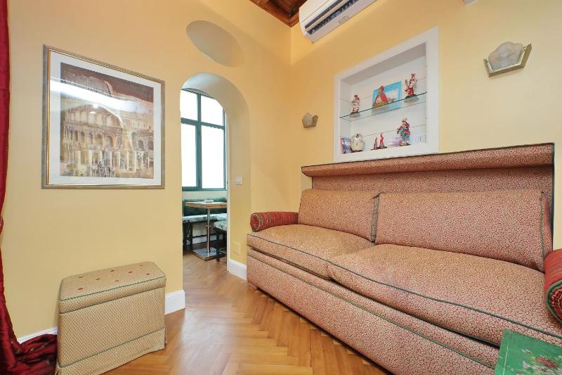 Apartment image 3