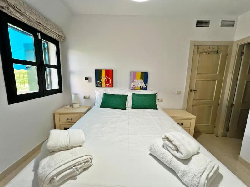 Nuevo y exclusivo ático de playa - image 26