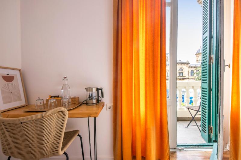 Belle Époque Self-check-in Guesthouse - Adults-Only - image 3