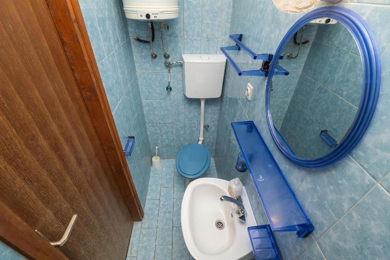 Apartment Ljuba - image 32