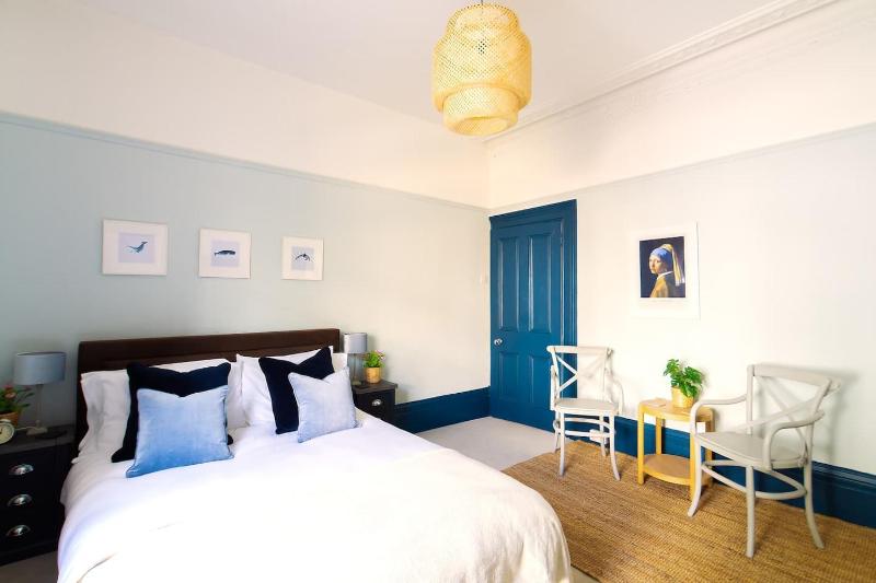 Air Maison - Shore Stay - Seaside Retreat! - image 20
