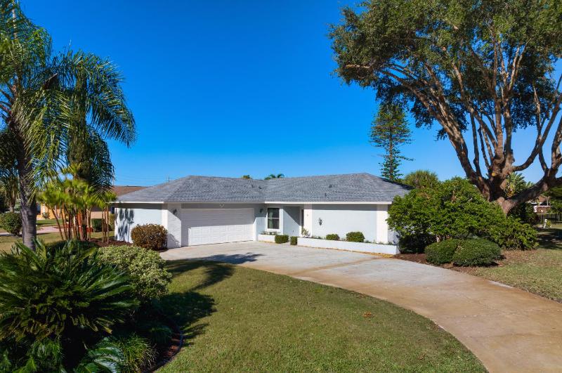 Seas the Day! Private Heated Pool Home! - image 20