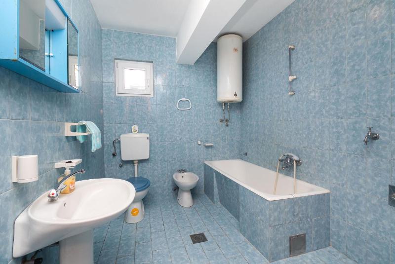 Apartment Ljuba - image 18