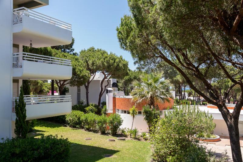 Three-Bedroom Apartment with Garden View image 3