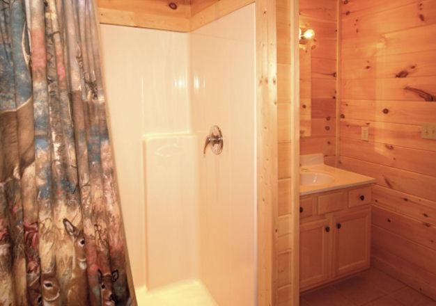Honey Bear Hideaway - image 14