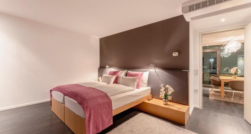 Superior Apartment image 1