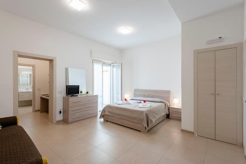 Suite Ondina Viareggio Apartments - image 17