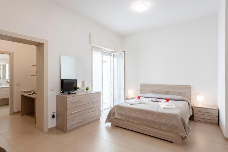 Suite Ondina Viareggio Apartments - image 10