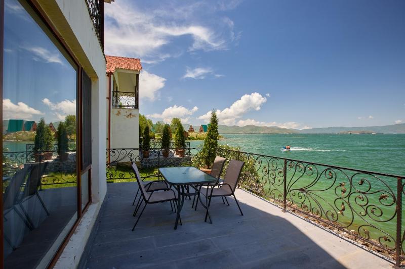 Apartment with Lake View image 3