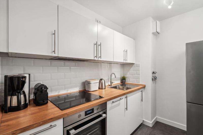 Traumhafte Wohnung mitten in Charlottenburg - image 13