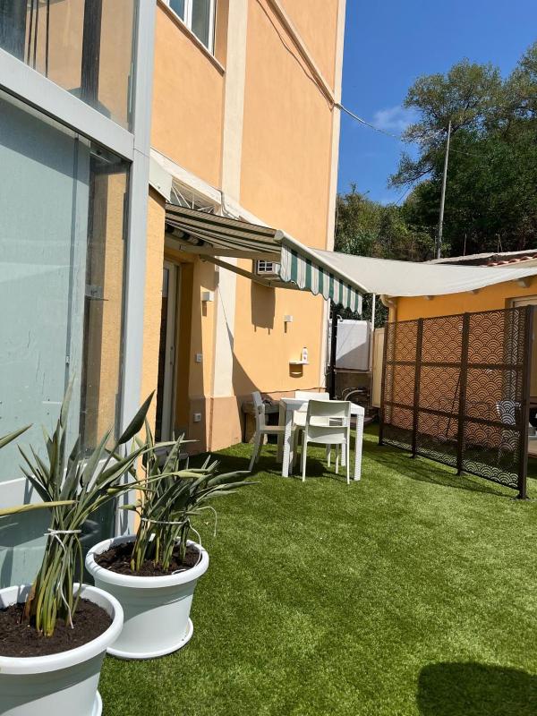 BURMARIA APARTMENT and ROOM with garden and jacuzzi - image 37