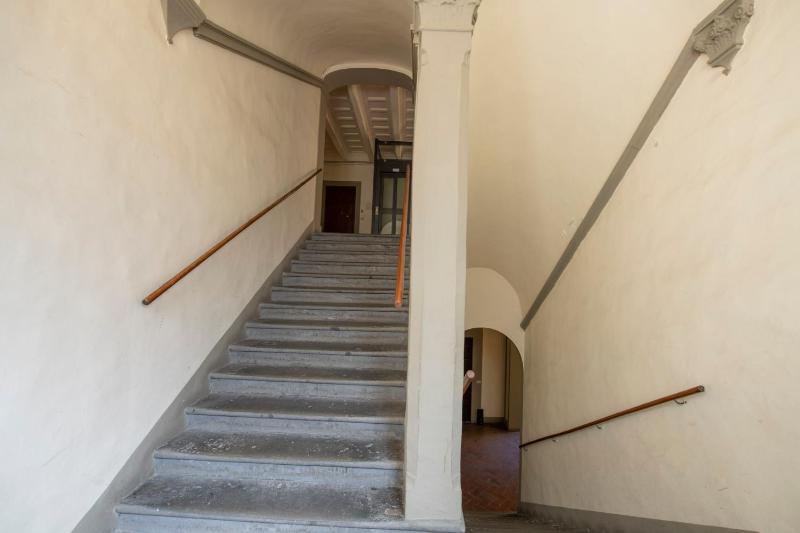 Borgo Santa Croce Apartment by Mamo Florence - image 2