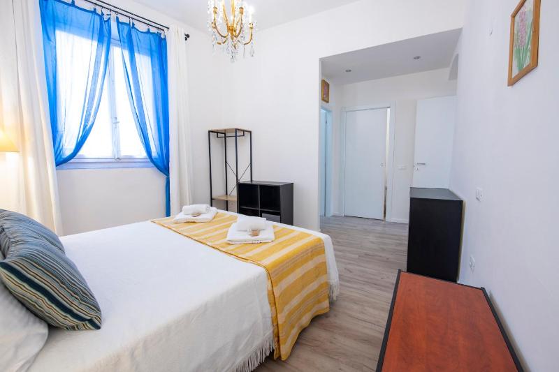 Borgo Santa Croce Apartment by Mamo Florence - image 5