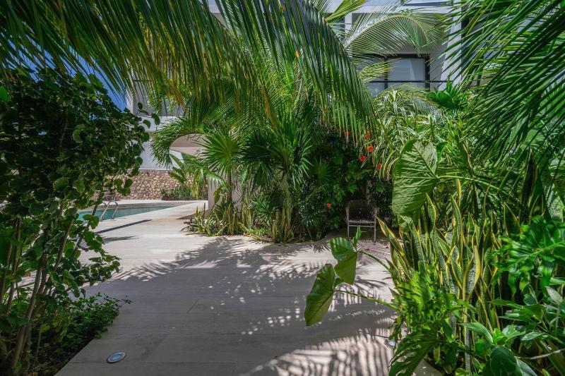 1 BD Suite with Balcony at Kiin Tulum La Veleta - image 16