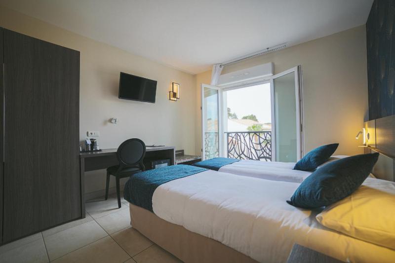 Holidays & Work HOTEL - image 45