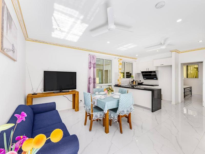 Malls at Doorstep 2-Bed Unit in Heart of Cannon Hill - image 14
