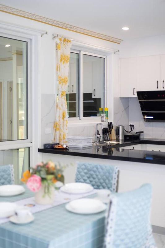 Malls at Doorstep 2-Bed Unit in Heart of Cannon Hill - image 9