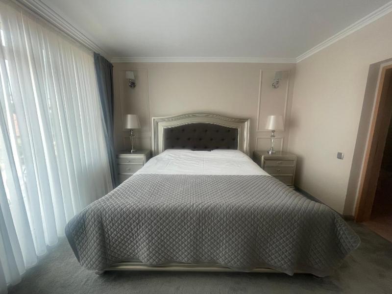 Double Room image 1