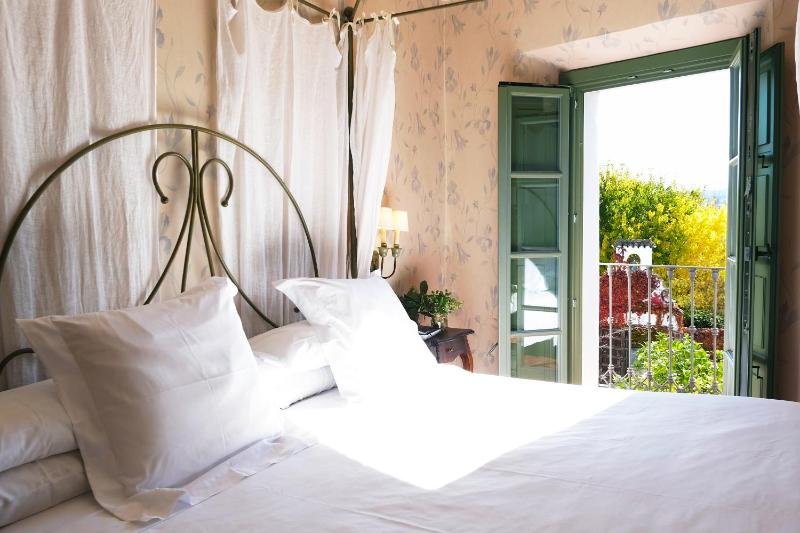 Superior Double Room image 1