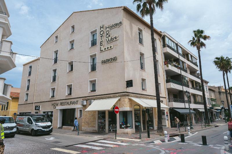 Holidays & Work HOTEL - image 27