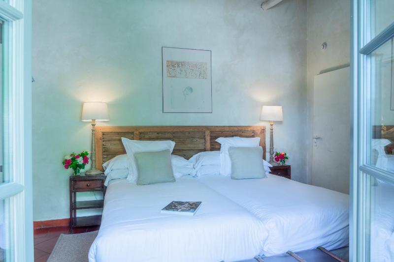 Double Room image 2